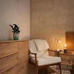 Authentic Maltese 2-bedroom House With Terrace * Żejtun