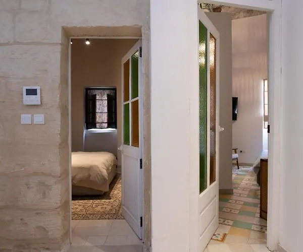 Authentic Maltese 2-bedroom House With Terrace Żejtun